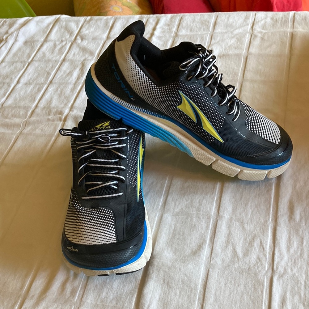 Altra Torin 2.5 size 11 Mens